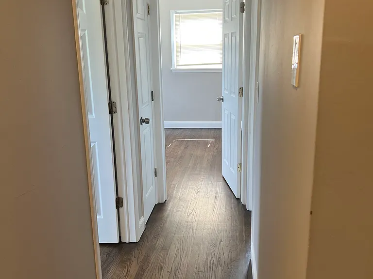Floor — Photo 8
