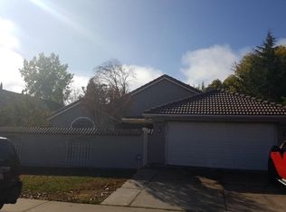 9364 Soaring Oaks Dr, Elk Grove, CA 95758