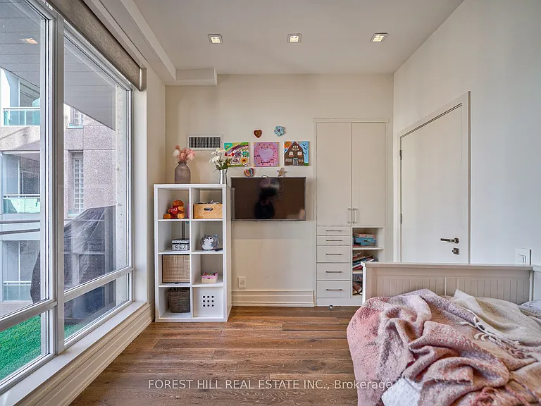 8 Colborne St #Penthouse 2701 — Photo 26