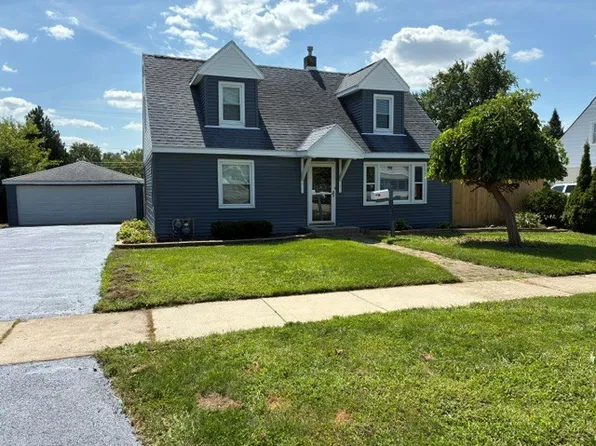 7035 W 115th St, Worth, IL 60482