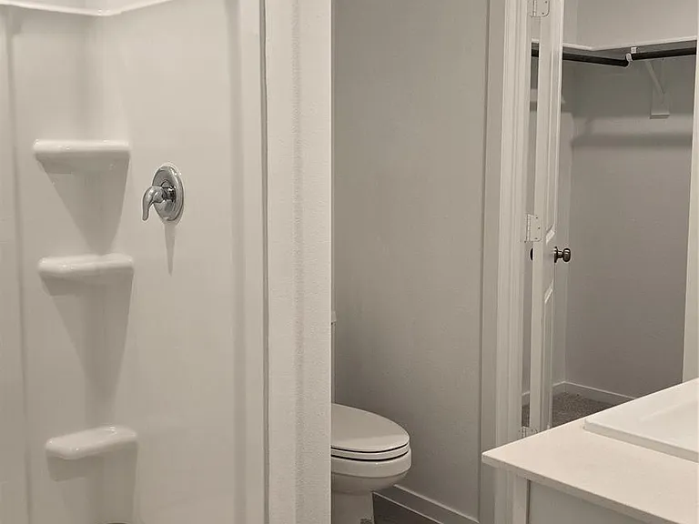 7916 Rutherford Ln — Photo 24