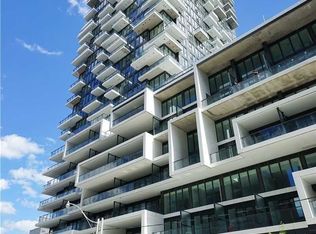 77 Shuter St #910, Toronto, ON M5B 0B8