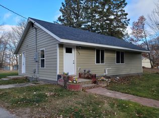 1265 Central Ave, Cohasset, MN 55721