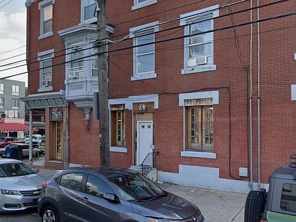 3rd image of 2578 Frankford Ave APT 6