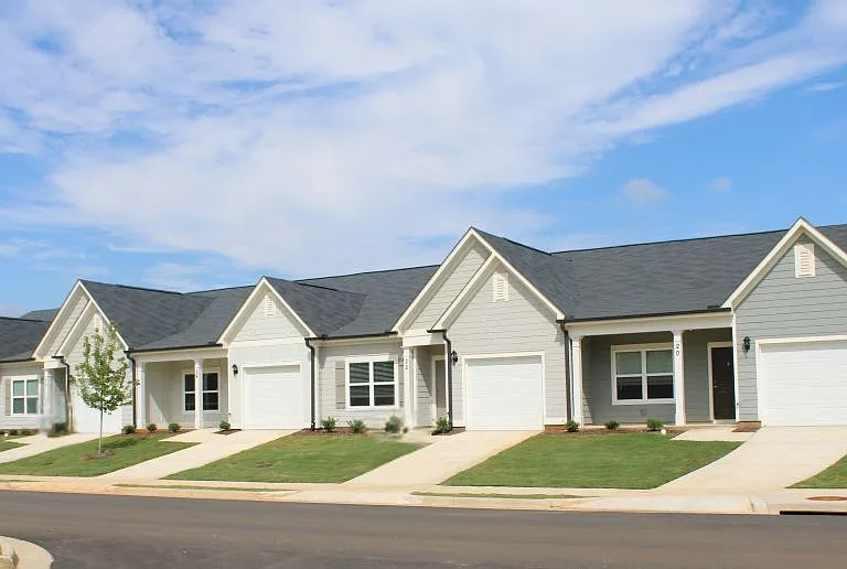 Cottages at Dawsonville — Photo 1