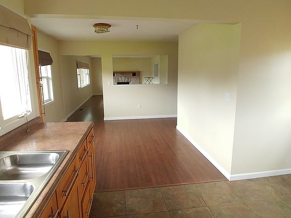 5th image of 142 Salmon Creek Dr