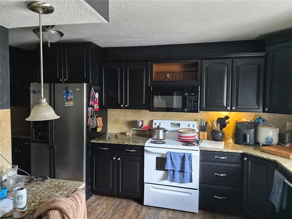 2nd image of 8828 Carriage Dr