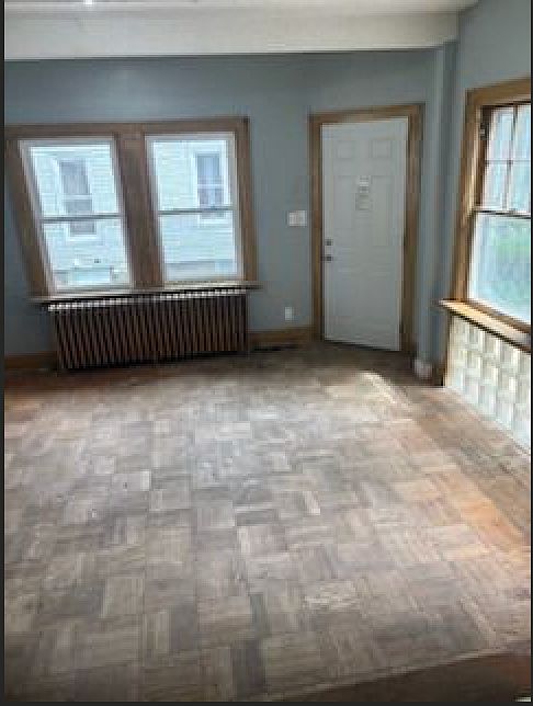 1st image of 615 Central Ave N #1