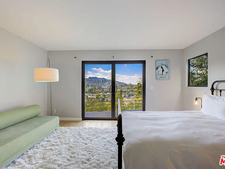 3223 Tareco Dr — Photo 32