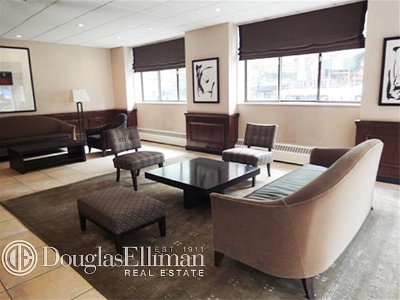 5th image of 200 E 33rd St APT 26D