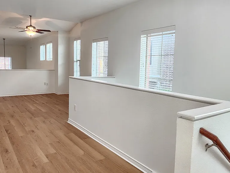 1211 Lake Pointe Way — Photo 17