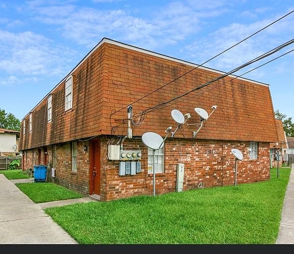 1st image of 2911 E Saint Bernard Hwy APT A