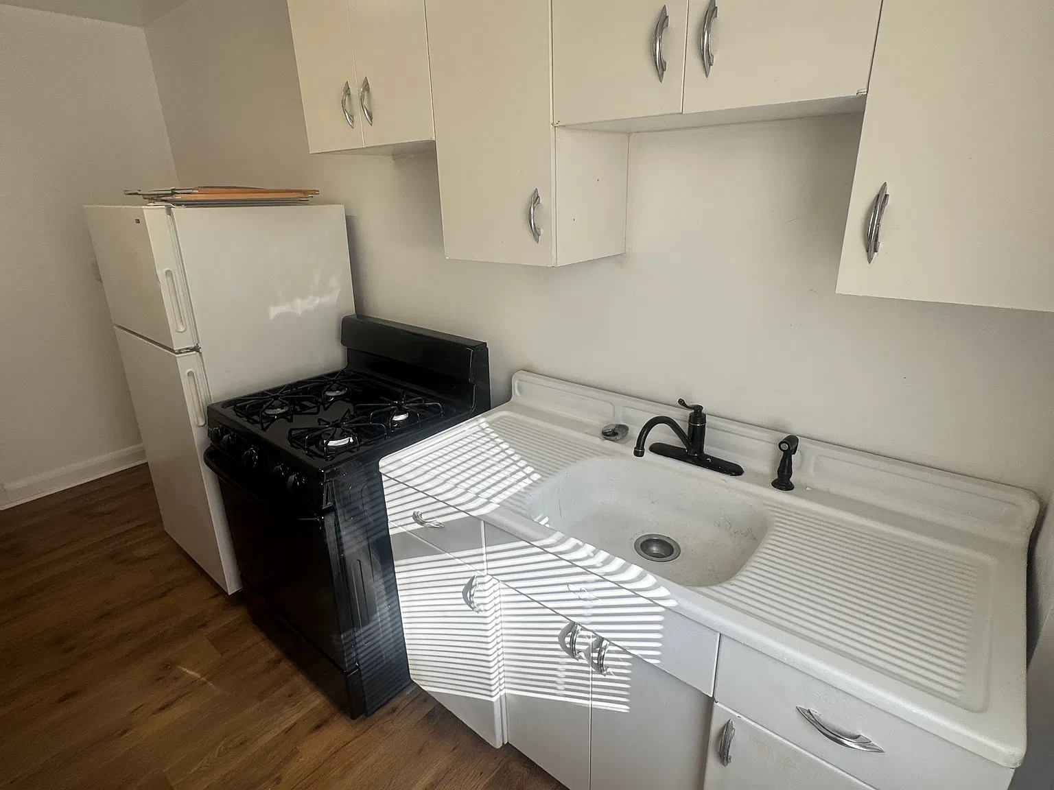 1 bed, 725 sqft, $1,095 — Photo 4