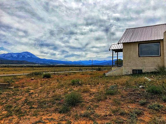 3rd image of 1031 State Highway 12