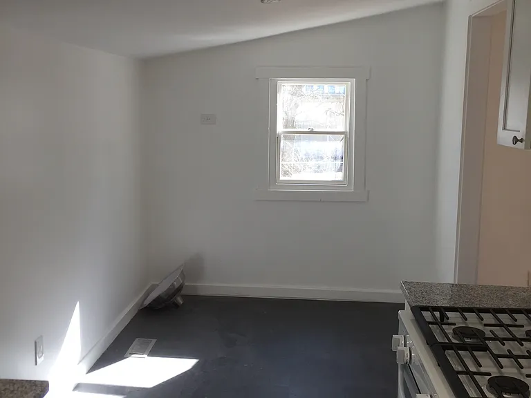 6350 Kitzmiller Rd — Photo 2