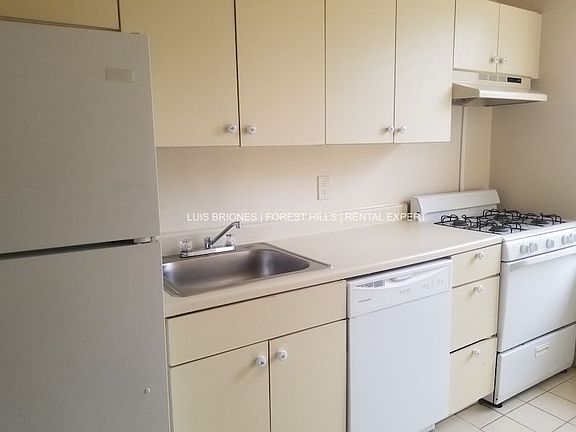 4th image of 7001 113th St APT 2G
