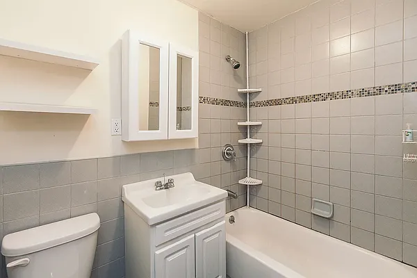 Rented by NOVO Living LLC | media 11