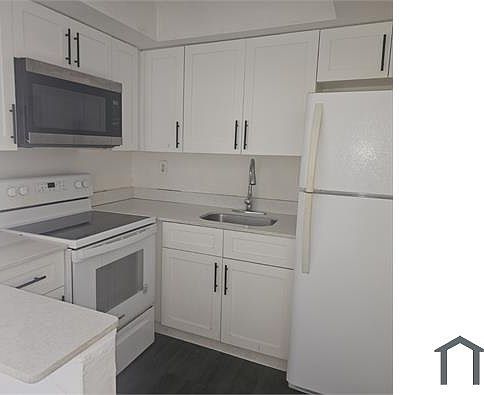 5th image of 5204 NW 18th Pl