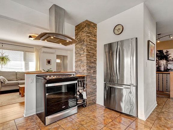 4th image of 495 White Rd