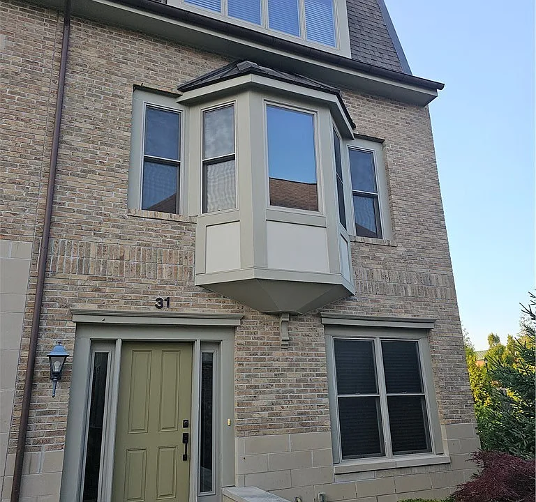 31 Ashbourne Dr