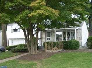 822 Rennard St, Philadelphia, PA 19116