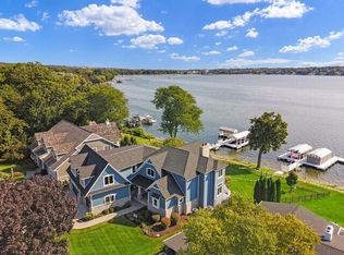 837 Bayview Dr, Lake Geneva, WI 53147