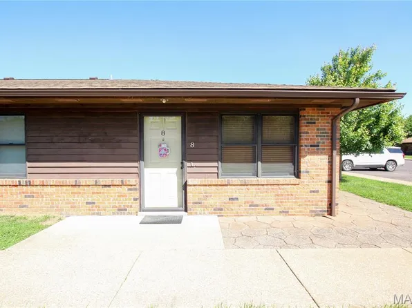 6 Fig St APT 8, Sullivan, MO 63080