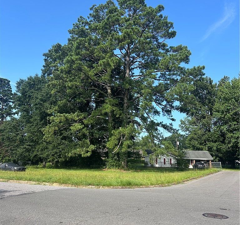 2nd image of 0 42nd Ave