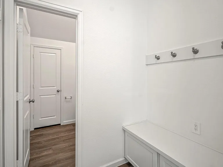 613 Royal Arch Dr — Photo 21