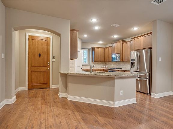 4th image of 6960 Warbler Ln