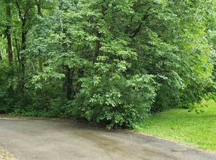 Bayberry Ct, Oshkosh, WI 54902