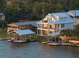 718 County Road 136b, Kingsland, TX 78639