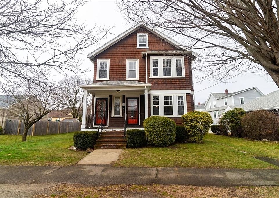 1st image of 427 Pleasant St