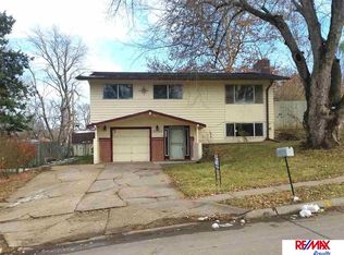 1137 Wilroy Rd, Bellevue, NE 68005