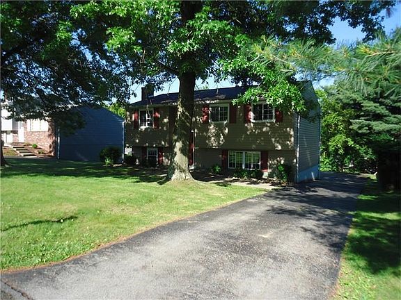 2nd image of 104 Tippecanoe Dr