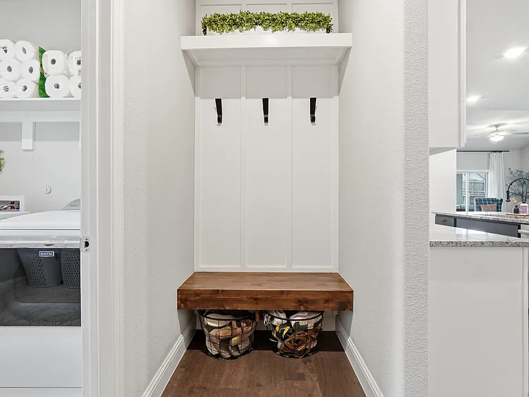 480 Pebble Brook Ln — Photo 18