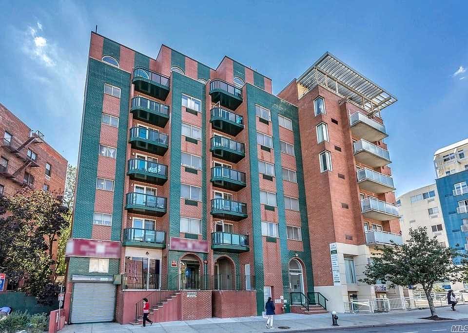 1st image of 10210 Queens Blvd APT 401