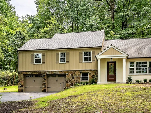 4123 Howell Rd, Malvern, PA 19355