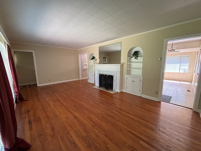 823 S Blakely St — Photo 18