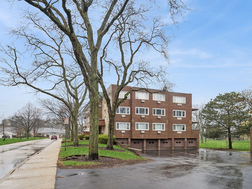 1st image of 2700 E Bel Aire Dr APT 303
