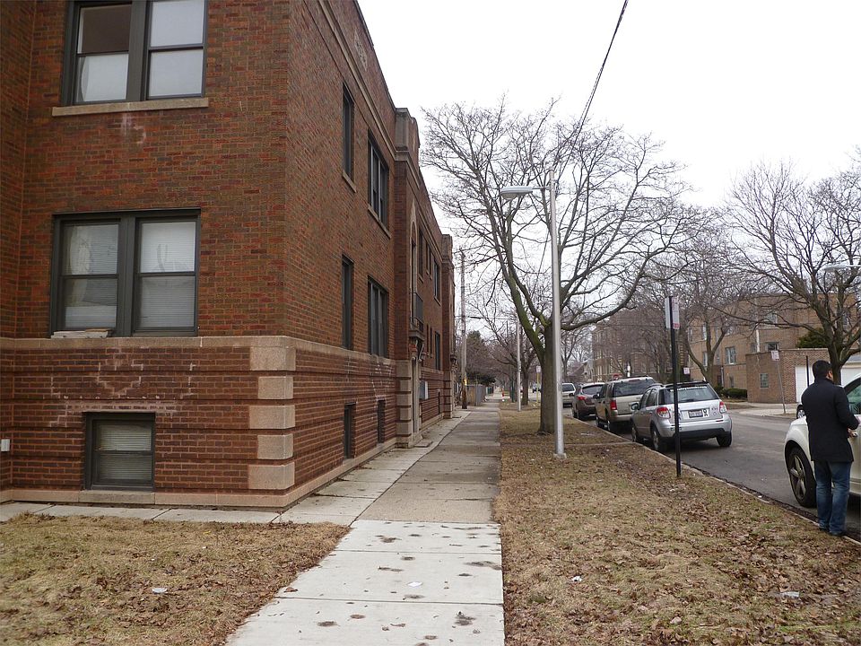 1st image of 5824 W Arthington St #2