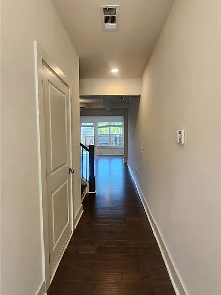 300 Auburn Valley Way — Photo 2
