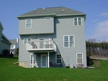 3rd image of 148 Saint Andrews Dr
