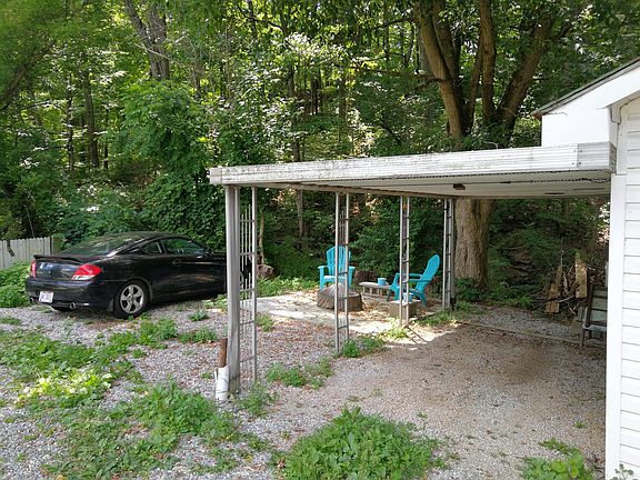 3rd image of 477 Richland Ave