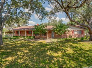 6639 Country View Ln, San Antonio, TX 78240