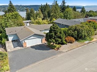 15862 36th Ave NE, Seattle, WA