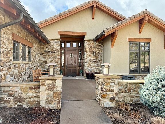 3rd image of 8717 Eagle Moon Way