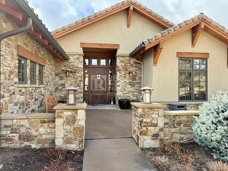 8717 Eagle Moon Way — Photo 3