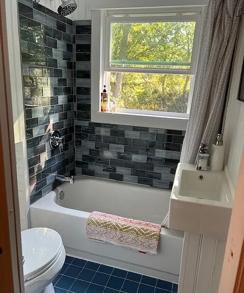 Upstairs bathroom