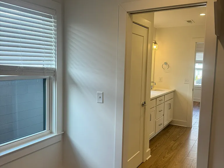 1822A 16th Ave N #1 — Photo 32